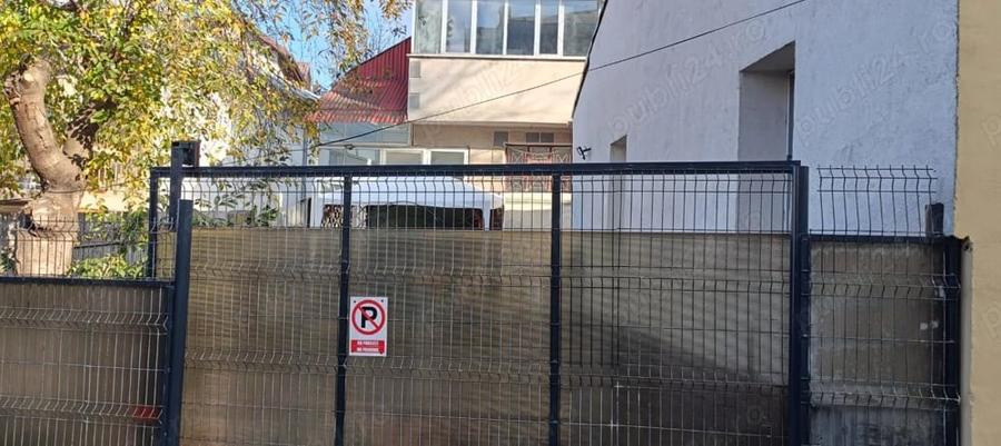 Garsonieră decomandată în Casa de Cultură