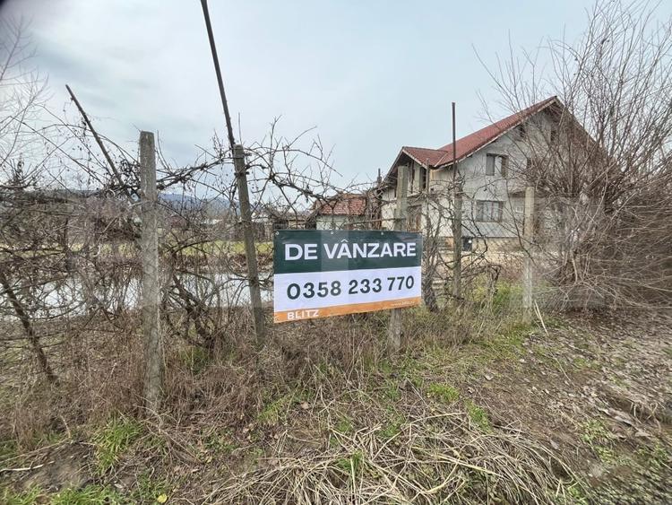 Teren Construcții intravilan de 1150 mp, în Micești