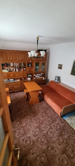 Casă cu 5 camere cu Teren 455 Mp în Central