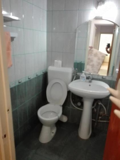 Garsonieră decomandată în Brâncoveanu