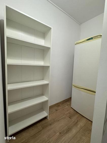 Apartament cu 2 camere decomandat în Cornișa