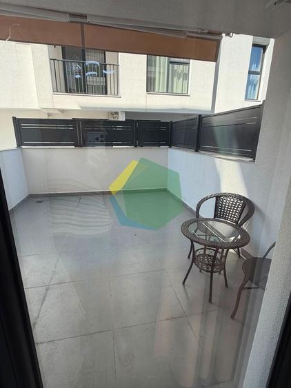 Apartament cu 2 camere semidecomandat, mobilat în Sud-Est