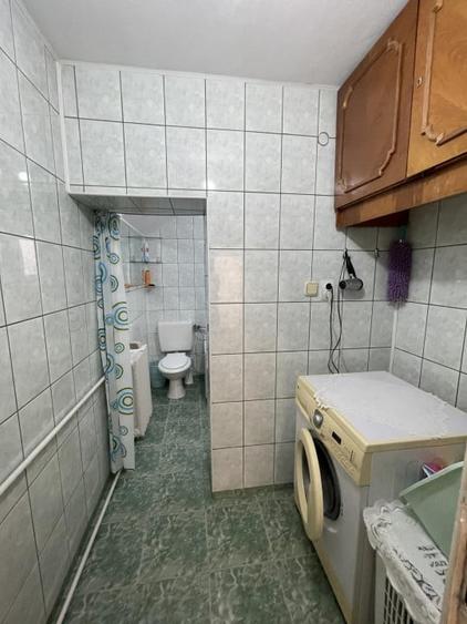 Casă individuală cu 4 camere cu Canalizare în Central