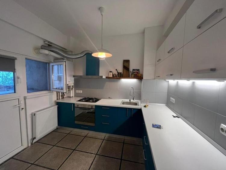 Apartament cu 2 camere în Universitate