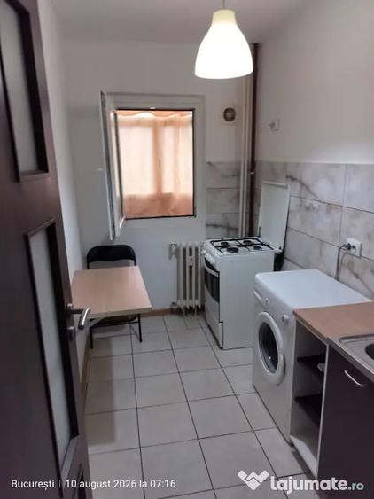 Garsonieră decomandată în Tineretului