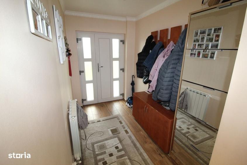 Casă cu 4 camere cu Teren 1413 Mp în Central