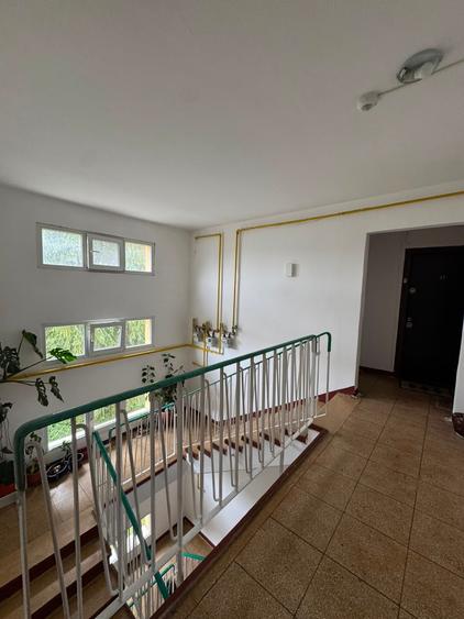 Apartament cu 2 camere semidecomandat în Astra