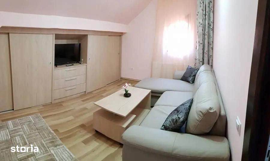 Apartament cu 3 camere decomandat în Șelimbăr