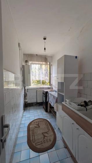 Apartament cu 2 camere semidecomandat în Micro 4