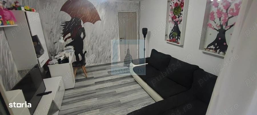 Apartament cu 3 camere decomandat în Uzina 2