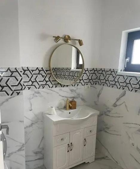 Casă cu 4 camere cu Teren 190 Mp în Giurgiului