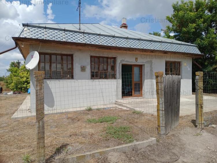 Casă cu 3 camere cu Canalizare în Siliștea