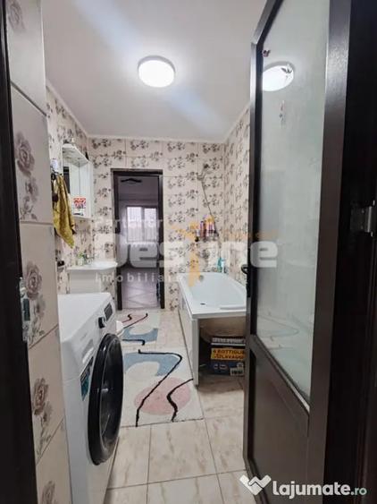 Casă cu 5 camere cu Teren 3000 Mp în Mânjești