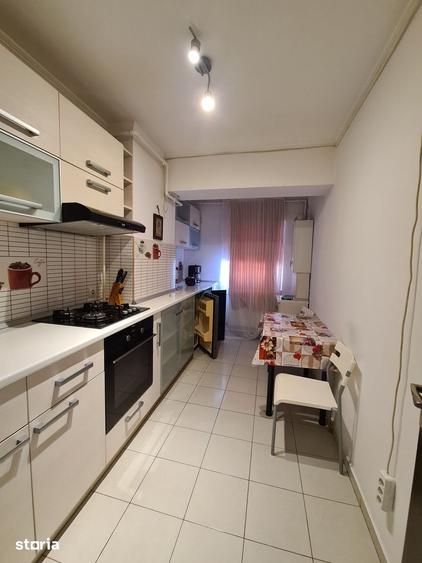 Garsonieră în Văcăresti