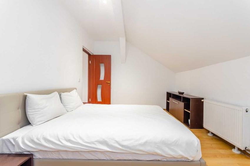 Apartament cu 3 camere decomandat în Ștefan cel Mare