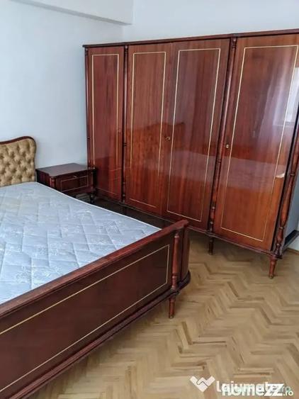 Apartament cu 4 camere decomandat în Central