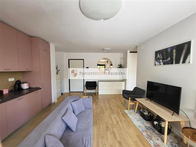 Apartament cu 2 camere semidecomandat, mobilat în Domenii