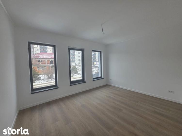 Apartament cu 4 camere în Bârnova