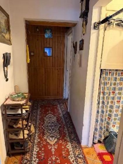Apartament cu 3 camere decomandat în Salca
