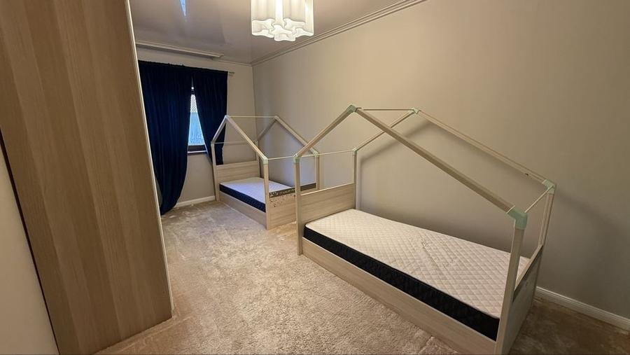 Casă cu 3 camere cu Teren 80 Mp în Bună Ziua