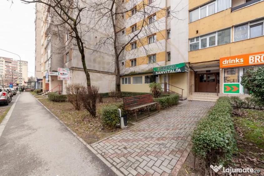 Spațiu comercial, de 40 mp, în Nord