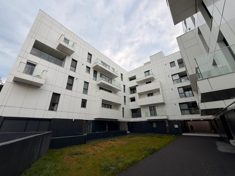 Apartament cu 2 camere decomandat în Decebal