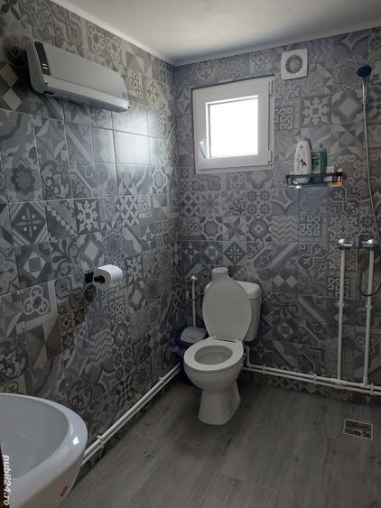 Apartament cu 2 camere decomandat în Dobra