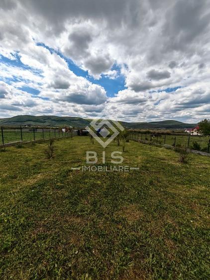 Teren Construcții intravilan de 2200 mp, în Crainimăt