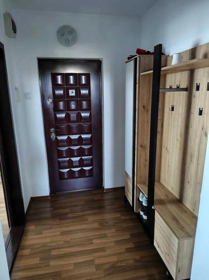 Apartament cu 2 camere decomandat în Mureșeni