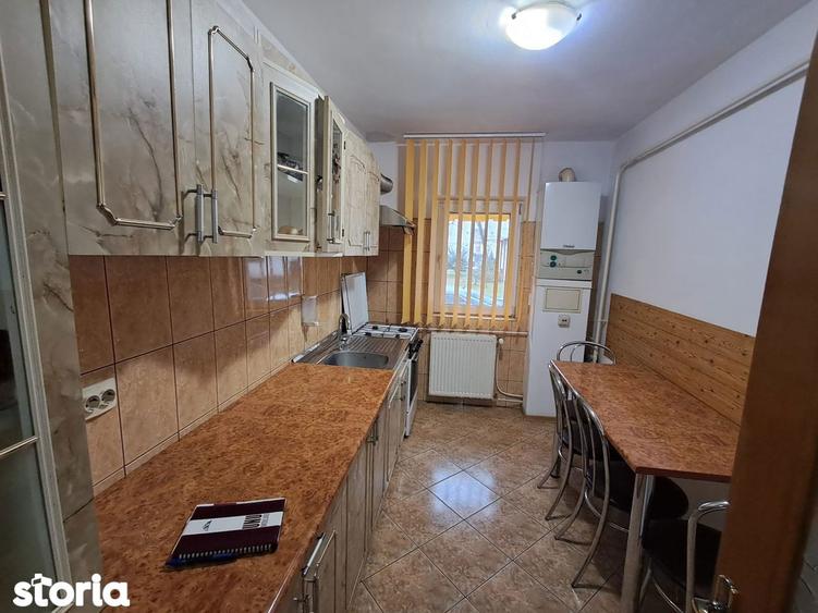 Apartament cu 3 camere în Central