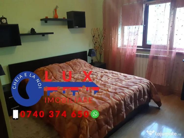 Apartament cu 3 camere decomandat în C5