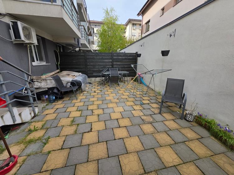 Apartament cu 3 camere semidecomandat, mobilat în 1 Decembrie 1918