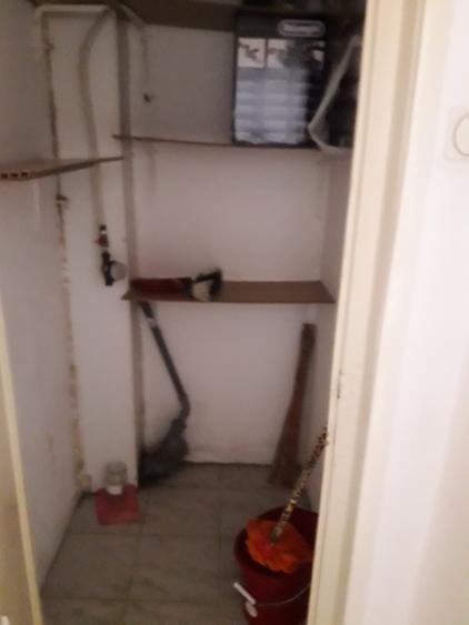 Apartament cu 4 camere decomandat în Independenței