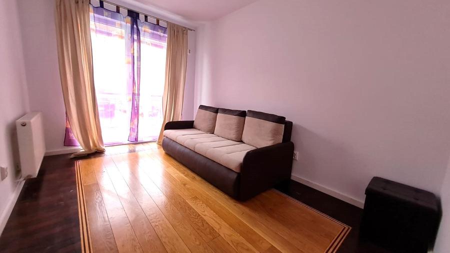 Apartament cu 3 camere, mobilat în Lazaret