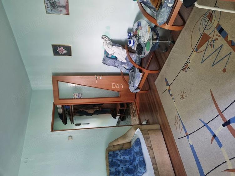 Vand 2 camere strada Saturn