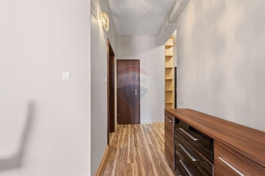 Apartament cu 3 camere decomandat, mobilat în UTA