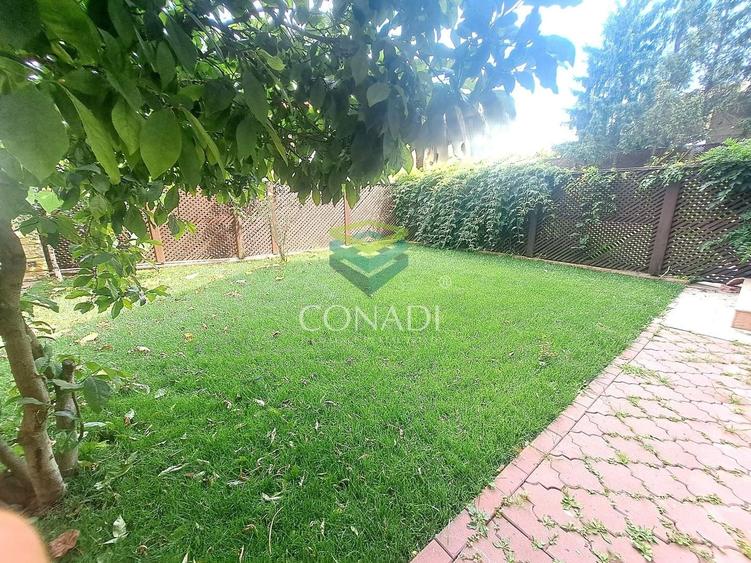 Duplex cu 6 camere cu Canalizare în Iancu Nicolae