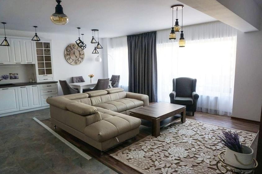 Apartament cu 2 camere semidecomandat în Central