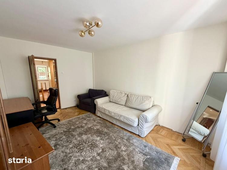 Apartament cu 3 camere decomandat, mobilat în Lăpuș Argeș