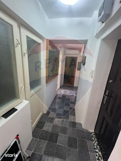 Apartament cu 2 camere decomandat, mobilat în Central
