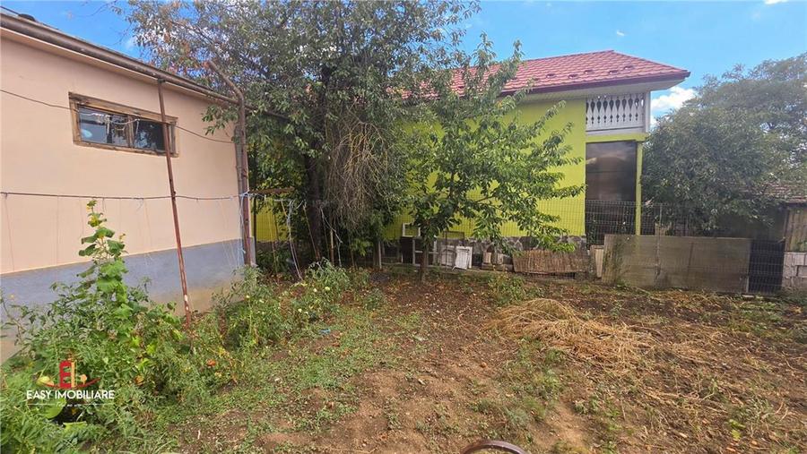 Casă individuală cu 3 camere cu Teren 678 Mp în Central