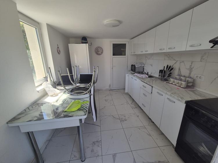 Casă individuală cu 3 camere cu Teren 746 Mp în Vingard