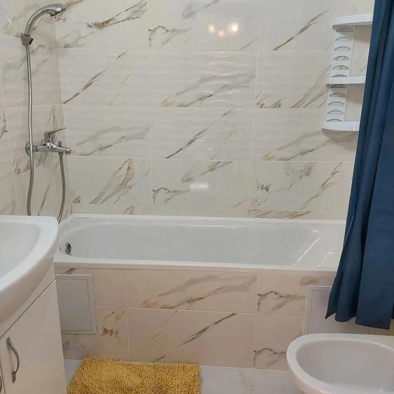 De vanzare apartament 2 camere zona Stefan Cel mare - 2