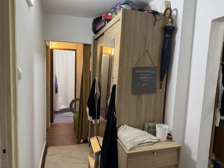 Apartament cu 4 camere în Petros