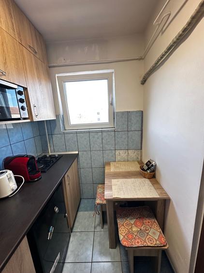Garsonieră decomandată în Central