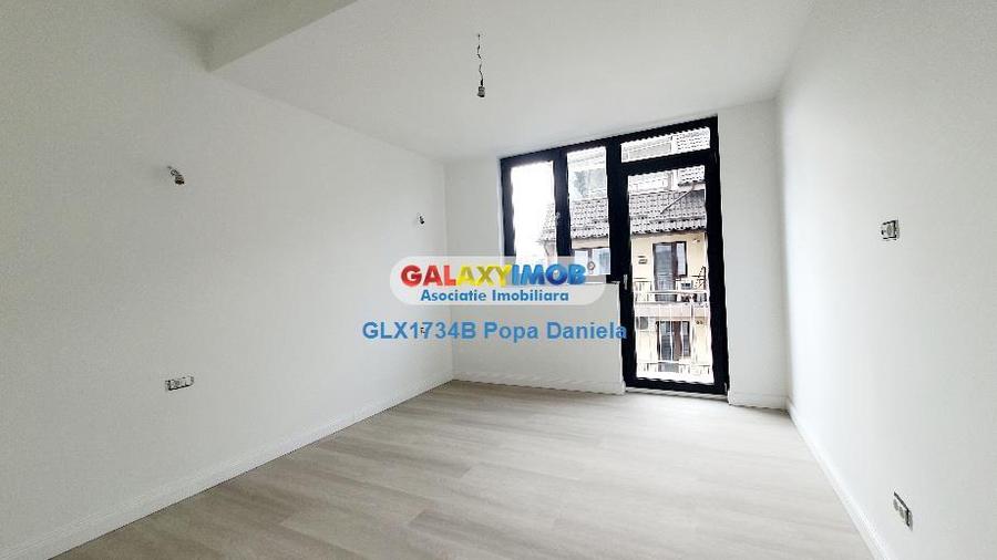 Apartament cu 3 camere decomandat în Mihai Bravu