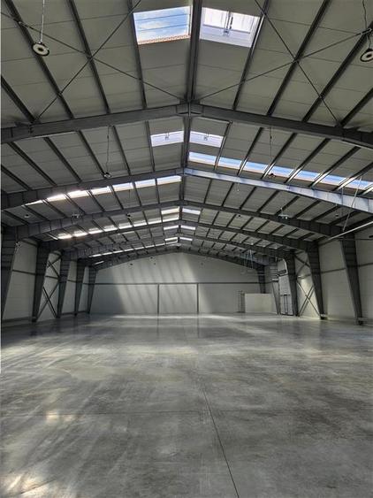 Spațiu industrial, de 1,000 mp, în Periferie