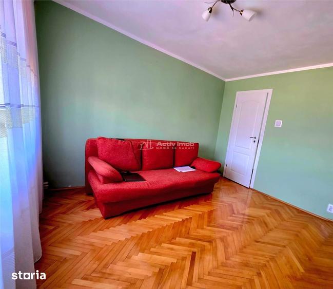 Apartament cu 4 camere decomandat în Dorobanți