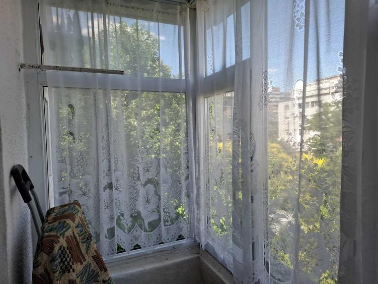 Apartament cu 2 camere decomandat în Micro 19