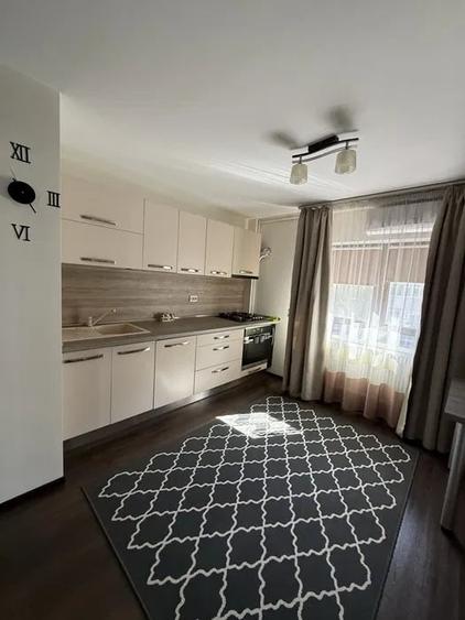 Apartament cu 2 camere decomandat, mobilat în Sebastian